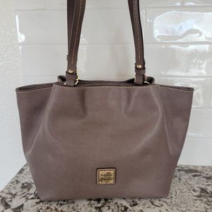 Dooney and Bourke women’s shoulder bag Gray